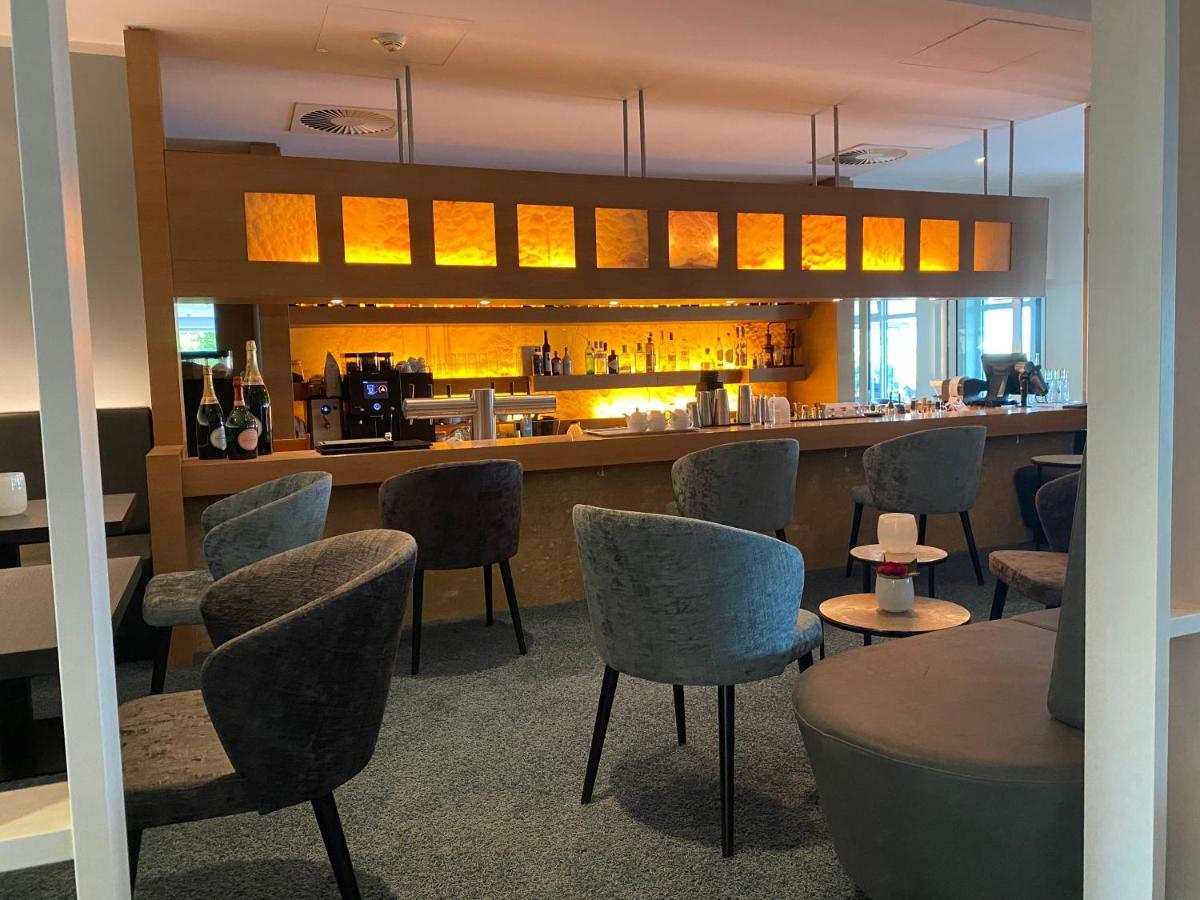 Strandhotel Duenenmeer - Adults Only Dierhagen Luaran gambar