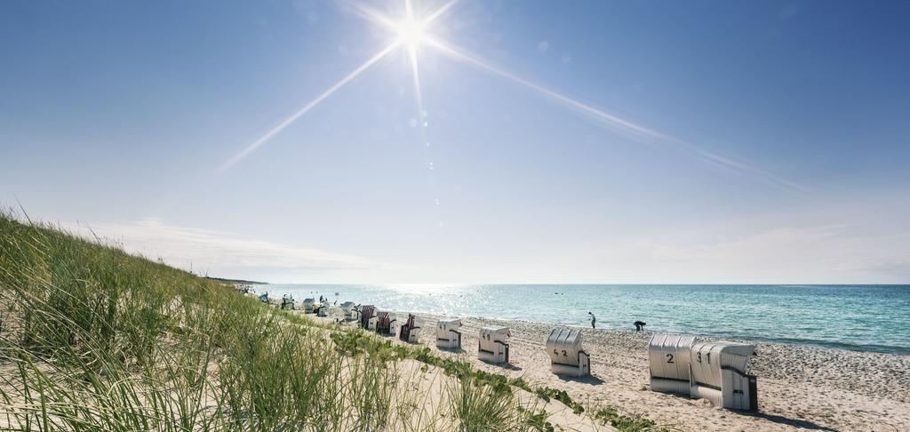 Strandhotel Duenenmeer - Adults Only Dierhagen Luaran gambar