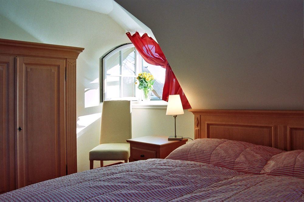 Strandhotel Duenenmeer - Adults Only Dierhagen Luaran gambar